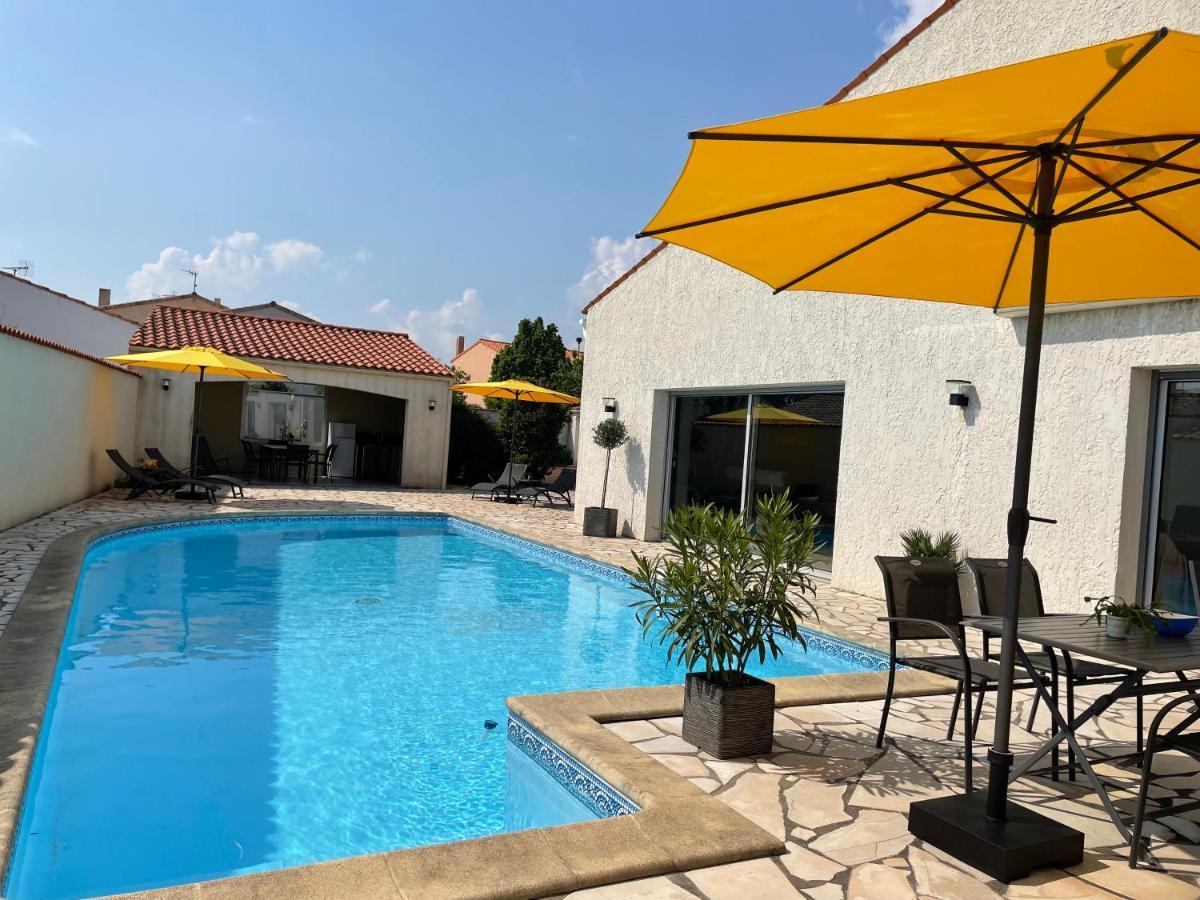 Les Pertuis Rochelais Bed & Breakfast Perigny  ภายนอก รูปภาพ