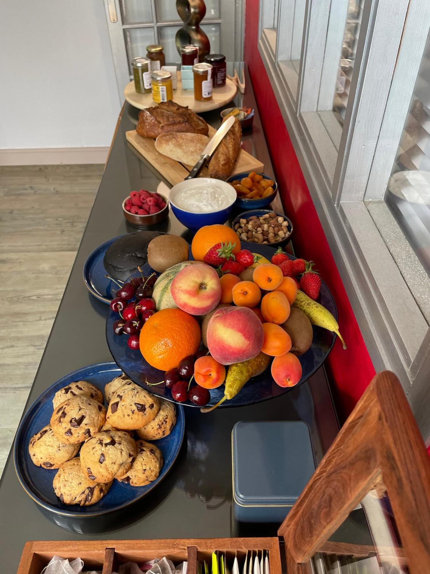 Les Pertuis Rochelais Bed & Breakfast Perigny  ภายนอก รูปภาพ